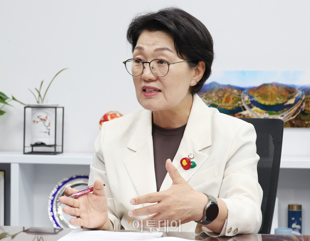 ▲권향엽 더불어민주당 의원이 9일 서울 여의도 국회 의원회관에서 이투데이와 인터뷰를 하고 있다. 고이란 기자 photoeran@
