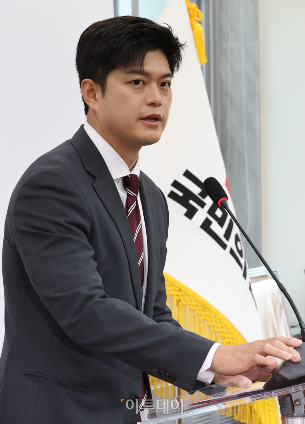 ▲김용태 국민의힘 비상대책위원장이 12일 서울 여의도 국회에서 '검찰해체 4법' 관련 현안 입장 발표를 하고 있다. 고이란 기자 photoeran@