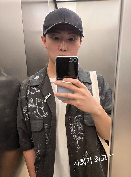 ▲BTS RM 인스타(사진제공=RM 인스타그램)