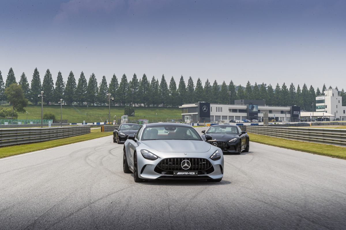 ▲메르세데스-AMG_GT_55_4MATIC+ 전면부. (사진=벤츠코리아)