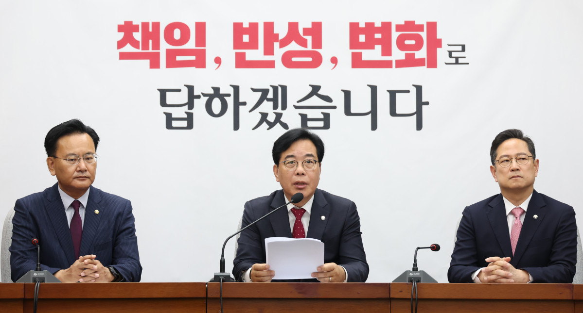 ▲송언석 국민의힘 원내대표가 17일 서울 여의도 국회에서 열린 원내대책회의에서 발언하고 있다. 2025.06.17. (뉴시스)