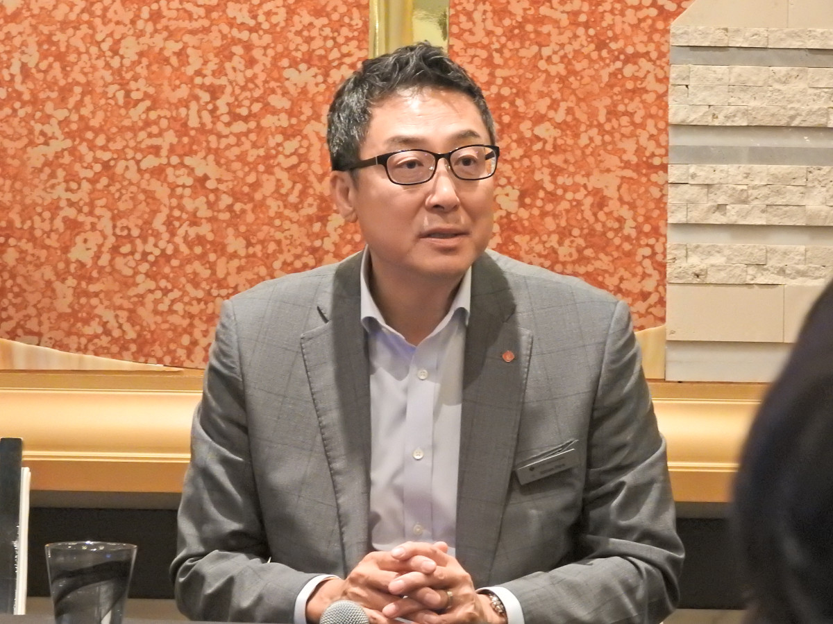 ▲박제임스 롯데바이오로직스 대표가 18일(현지시간) 미국 보스턴에서 열린 바이오USA 행사장 인근에서 열린 기자간담회에서 발언하고 있다. (노상우 기자 nswreal@)