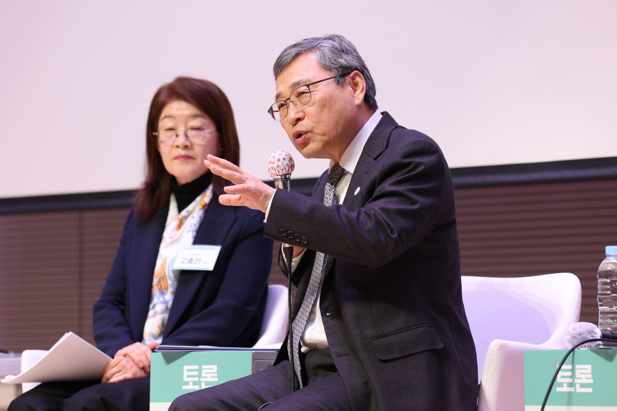 ▲정근식 서울시교육감이 지난 2월 서울 관악구 서울시교육청융합과학교육원에서 'AI 시대, 미래를 여는 STEM, 모두를 위한 STEM'을 주제로 열린 '제1차 수학과학융합교육(K-STEM) 정책포럼'에 참석해 인사말을 하고 있다. (뉴시스)