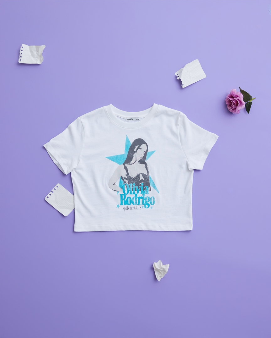 ▲올리비아 로드리고 티셔츠. (사진제공=이랜드)
