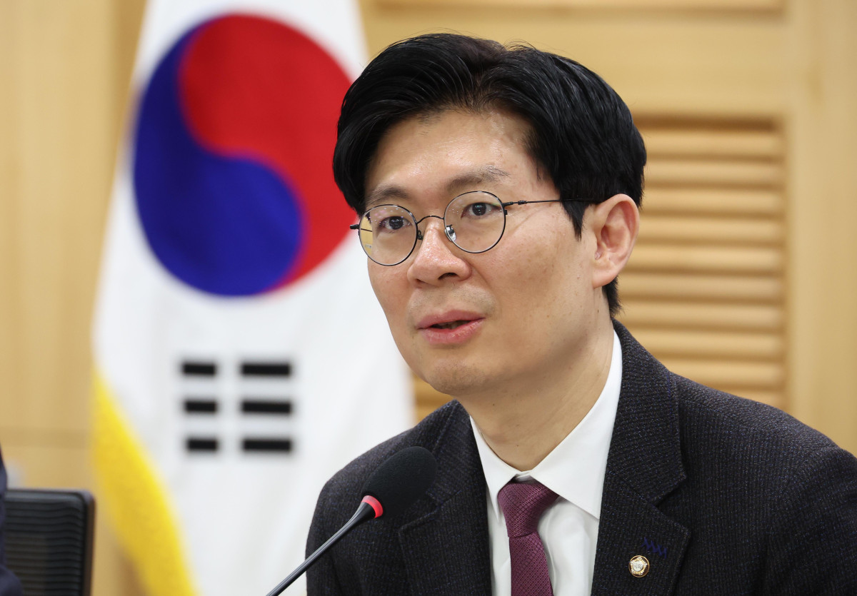 ▲조정훈 국민의힘 의원이 26일 오전 서울 여의도 국회 의원회관 세미나실에서 열린 AI 디지털교과서 실효성 증대를 위한 정책제안 토론회에서 발언을 하고 있다. 2025.03.26. (뉴시스)