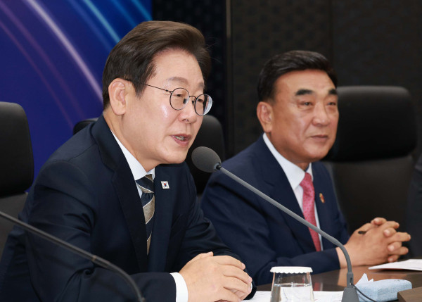 ▲이재명 대통령이 20일 울산전시컨벤션센터에서 열린 인공지능(AI) 글로벌 협력 기업 간담회에서 발언하고 있다. 2025.6.20 (연합뉴스 )