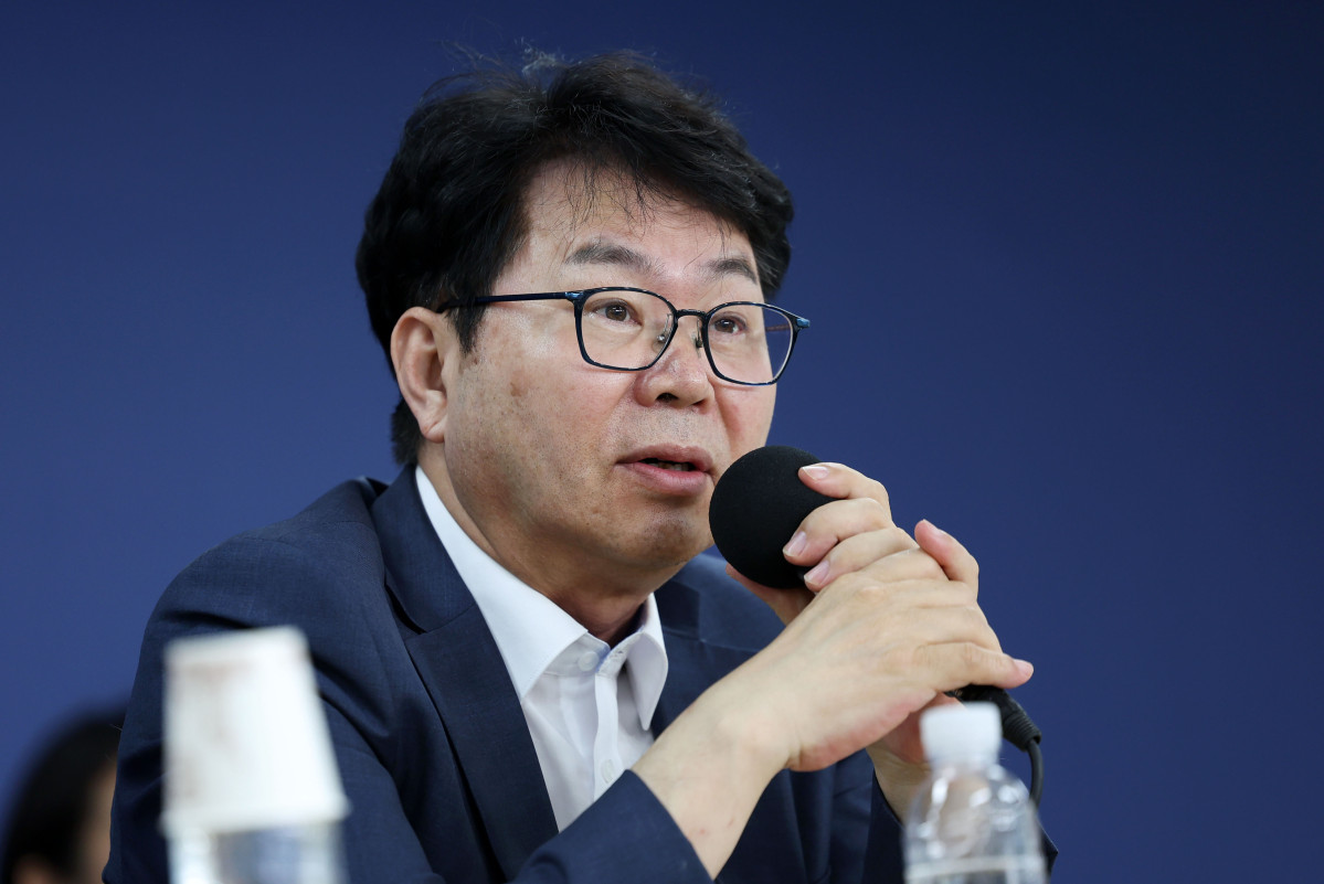▲이한주 국정기획위원회 위원장이 22일 오후 서울 종로구 정부서울청사 창성동 별관 브리핑실에서 기자간담회를 하고 있다. (사진=뉴시스)