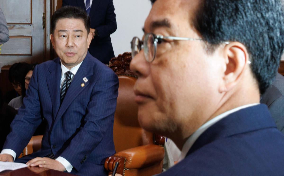 ▲김병기 더불어민주당 대표 직무대행 겸 원내대표가 24일 오전 서울 여의도 국회에서 우원식 국회의장 주재로 열린 양당 원내대표 회동에서 발언하고 있다. 신태현 기자 holjjak@