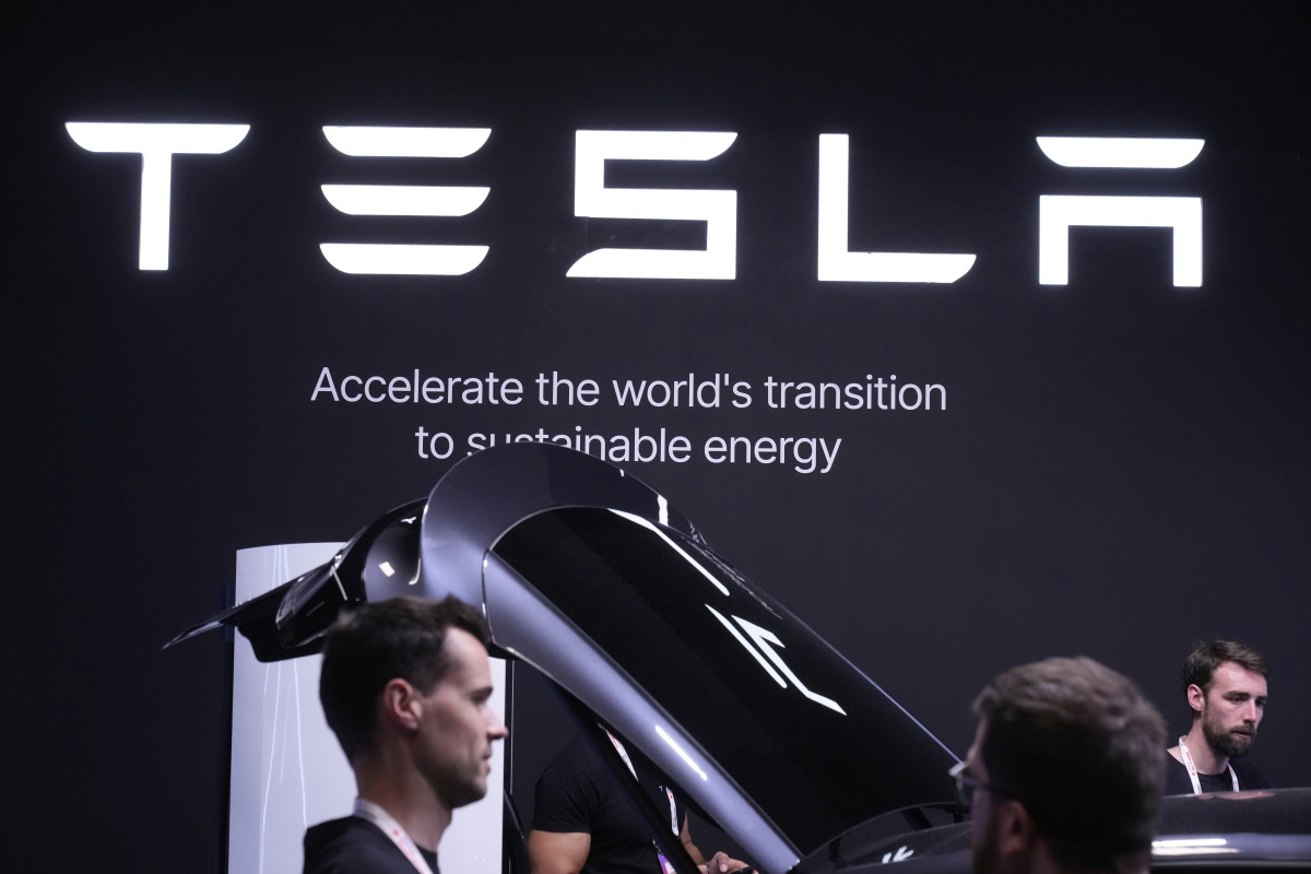 ▲프랑스 파리에서 열린 유럽 최대 테크 박람회 ‘비바테크(VivaTech) 2025’에 있는 테슬라 부스의 모습. 파리/AP연합뉴스