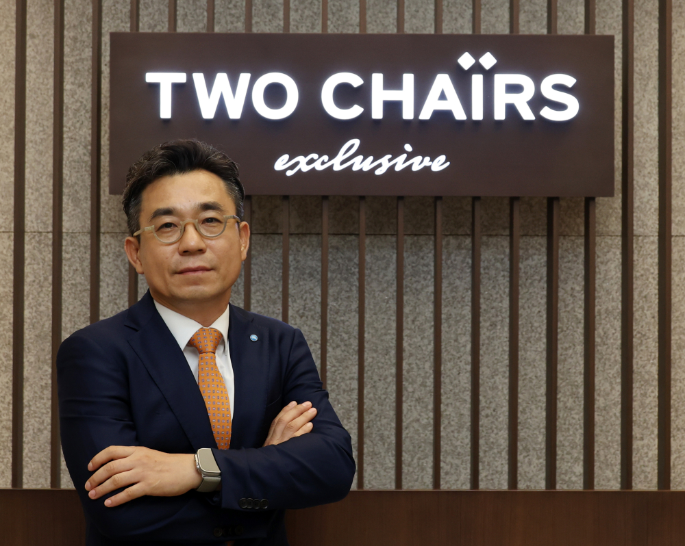 ▲박태형 우리은행 TCE시그니처센터 PB지점장이 16일 서울 서초구 강남 GT타워에 위치한 우리은행 TCE시그니처센터에서 이투데이와 인터뷰에 앞서 포즈를 취하고 있다. 고이란 기자 photoeran@ (이투데이DB)