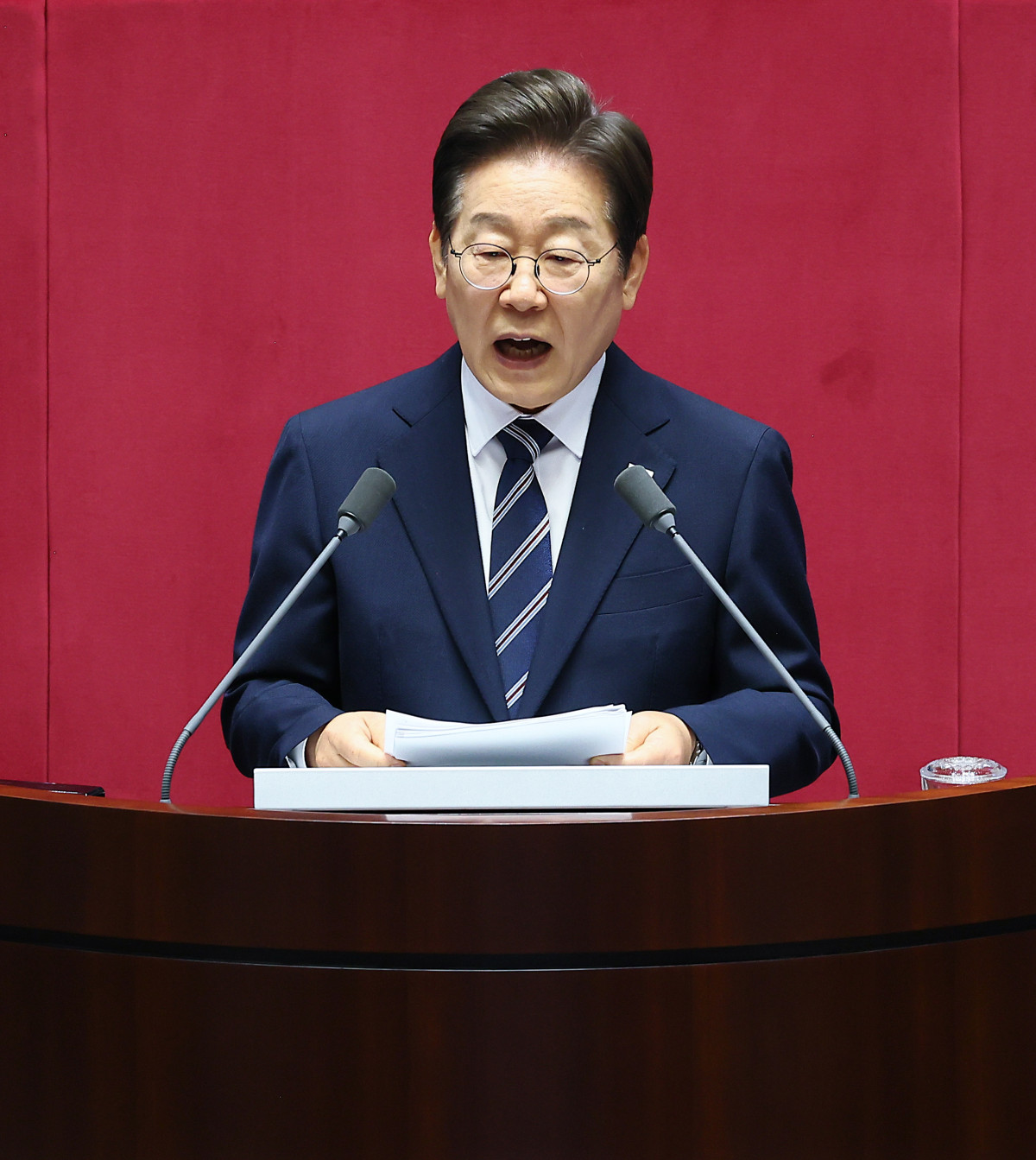 ▲이재명 대통령이 26일 서울 여의도 국회 본회의장에서 추가경정예산(추경) 시정연설을 하고 있다. 2025.06.26. (뉴시스)