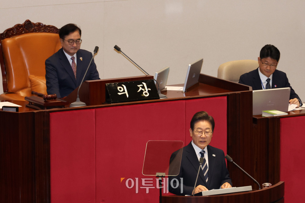 ▲이재명 대통령이 26일 서울 여의도 국회 본회의에서 2025년도 제2회 추가경정예산안에 대한 시정연설을 하고 있다. 고이란 기자 photoeran@