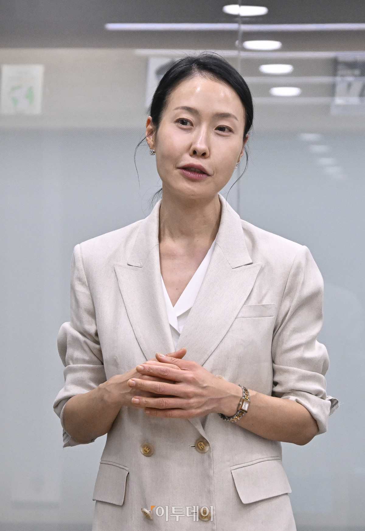 ▲이초희 이투데이 편집국장이 26일 서울 강남구 이투데이빌딩에서 열린 이투데이 2025년 독자편집위원회 회의에서 인사말을 하고 있다. 조현호 기자 hyunho@