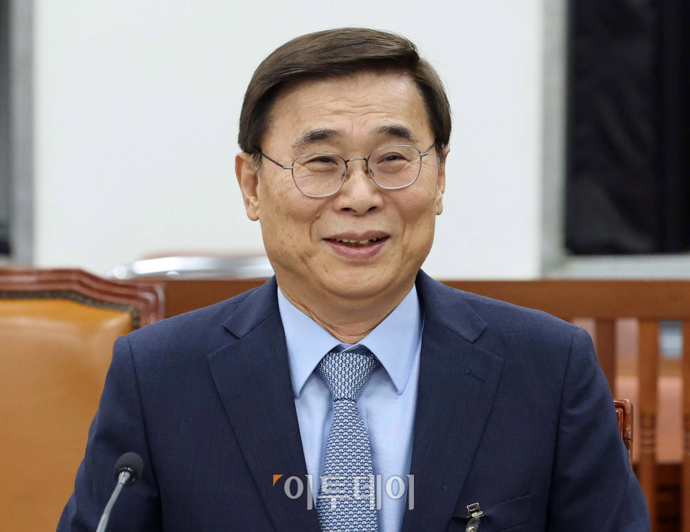 ▲이종석 국정원장이 26일 서울 여의도 국회에서 열린 정보위원회 전체회의에 출석하고 있다. 고이란 기자 photoeran@