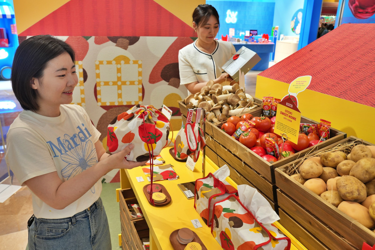 ▲ 롯데百, ‘시시호시×오뚜기’ 팝업스토어 '스위트홈' 오픈  (사진제공=롯데백화점)