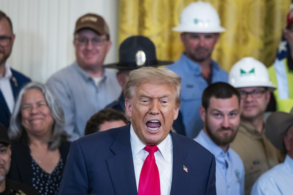 ▲도널드 트럼프 미국 대통령이 지난달 26일(현지시간) ‘하나의 크고 아름다운 법안’ 관련 행사에서 발언하고 있다.  (워싱턴D.C./EPA연합뉴스)