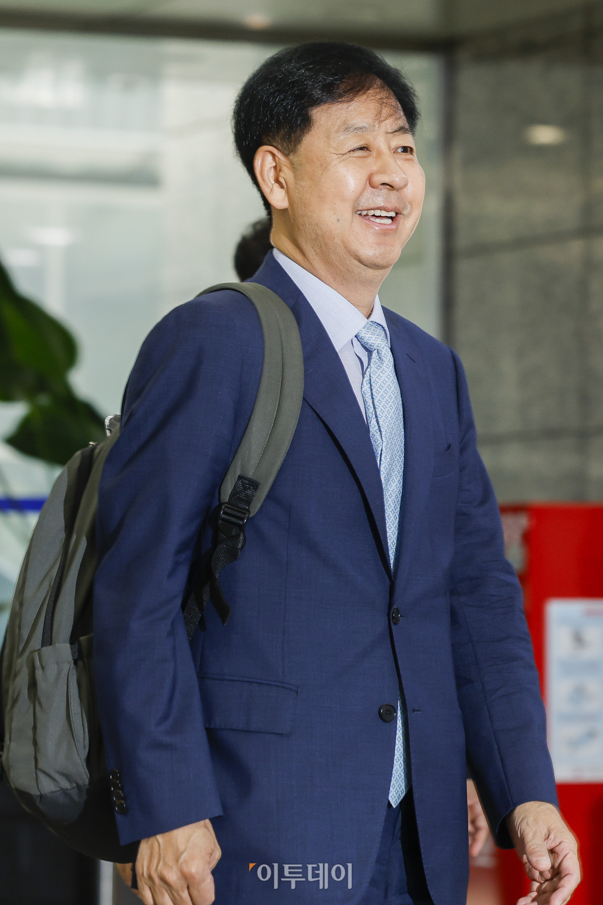 ▲구윤철 경제부총리 겸 기획재정부 장관 후보자가 30일 서울 중구 예금보험공사에 마련된 인사청문회 준비 사무실에 출근하고 있다. 조현호 기자 hyunho@
