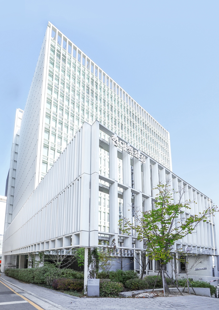 ▲현대백화점 본사 전경 (사진제공=현대백화점)