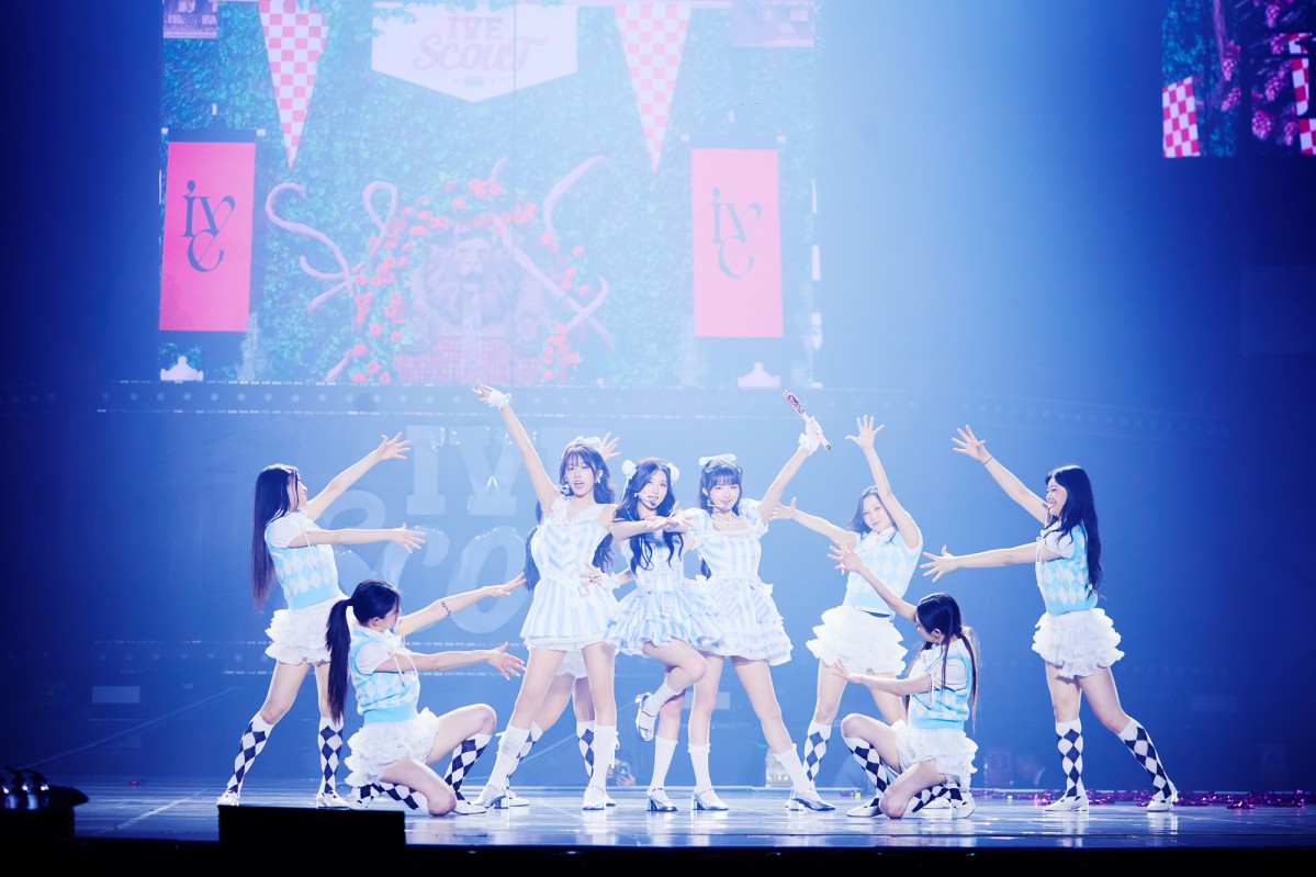 ▲그룹 아이브 멤버 안유진(왼쪽부터), 가을, 레이. (사진제공=스타쉽 엔터테인먼트)