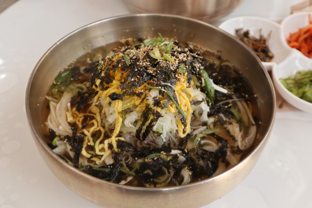 (출처='초량묵밥' 네이버 플레이스 캡처)