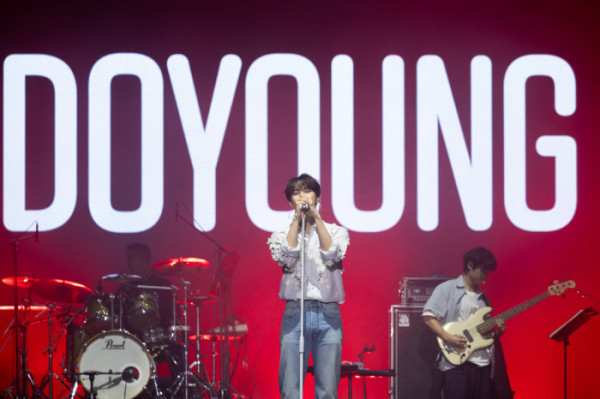 ▲NCT 도영이 '서울재즈페스티벌'에서 공연을 펼쳤다.(사진제공=서울재즈페스티벌)