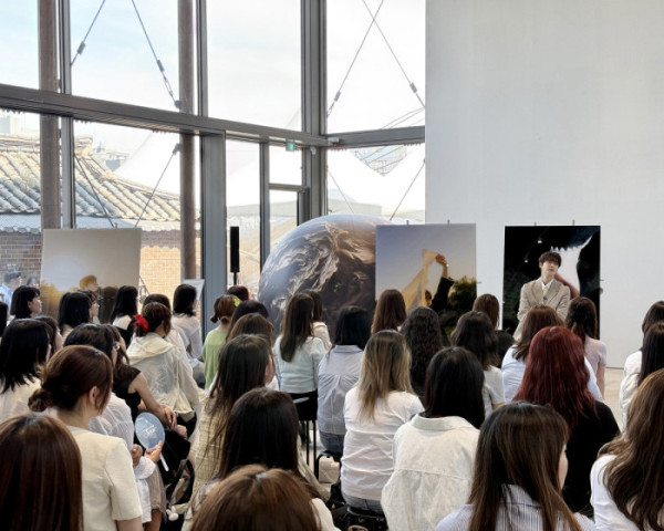 ▲NCT 도영 두 번째 앨범 청음회 현장(사진제공=SM엔터테인먼트)