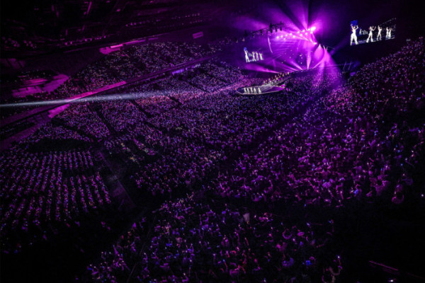 ▲르세라핌 일본 투어(사진제공=쏘스뮤직)