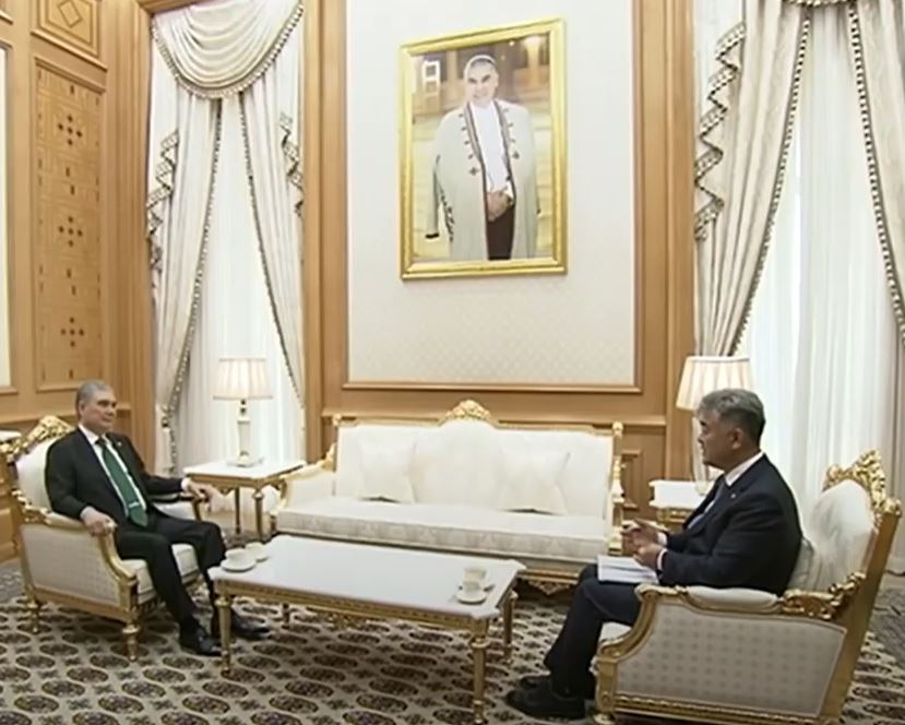 ▲정원주 회장이 6월 28일 투르크메니스탄 국가최고지도자를 예방하고 있다. (사진제공=대우건설)