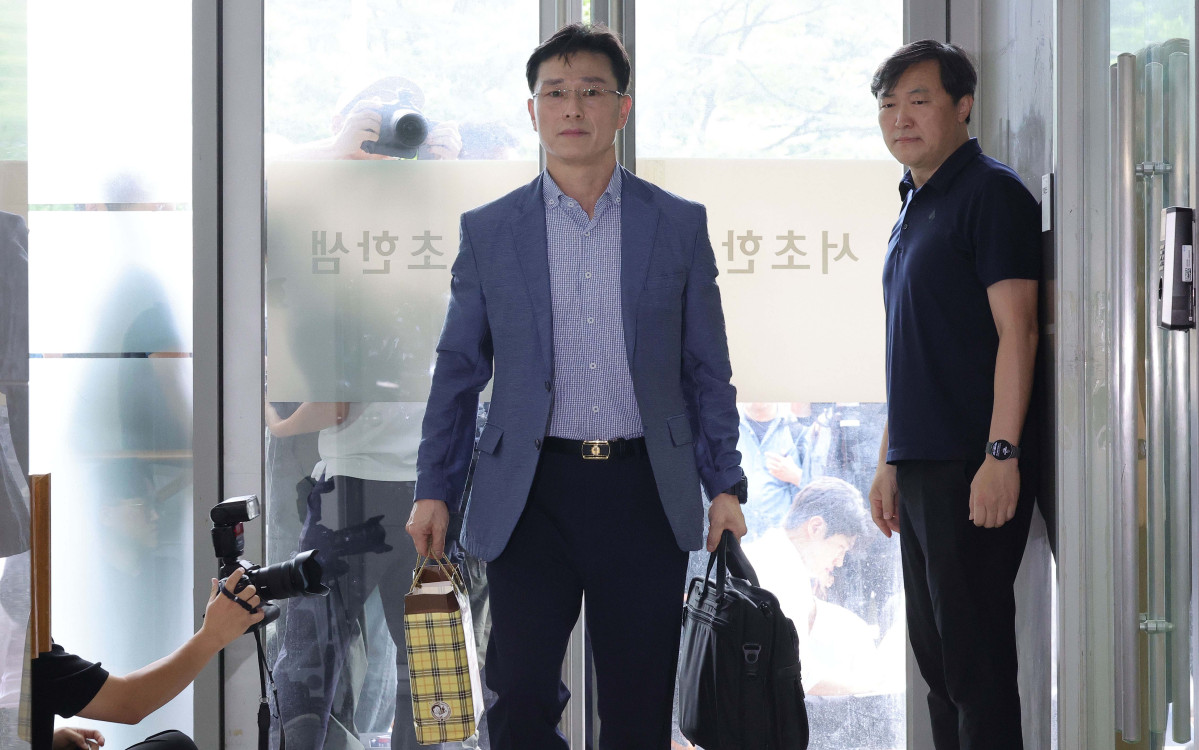 ▲임성근 전 해병대 1사단장이 2일 서울 서초구 채상병 특검 사무실에 출석하고 있다. 신태현 기자 holjjak@