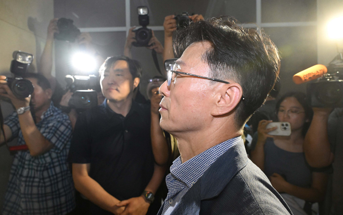 ▲임성근 전 해병대 1사단장이 2일 서울 서초구 채상병 특검 사무실에 출석하고 있다. 신태현 기자 holjjak@