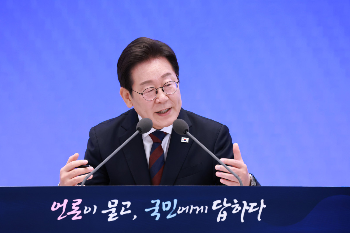 ▲이재명 대통령이 3일 청와대 영빈관에서 열린 '대통령의 30일, 언론이 묻고 국민에게 답하다' 기자회견에서 발언하고 있다.    (사진제공=연합뉴스)