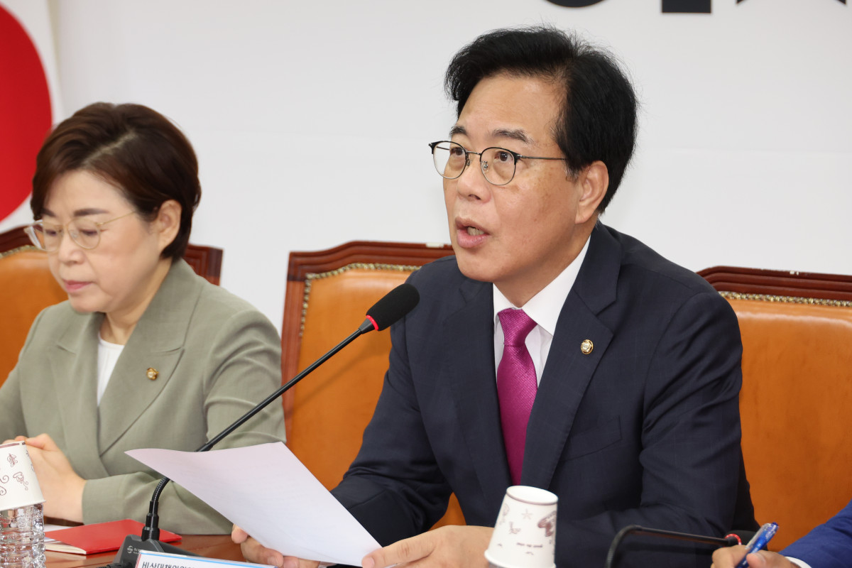 ▲국민의힘 송언석 비대위원장 겸 원내대표가 7일 서울 여의도 국회에서 열린 비상대책위원회의에서 발언하고 있다. 2025.7.7  (연합뉴스)