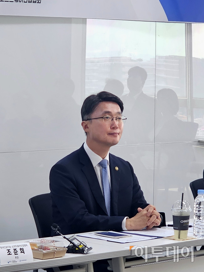 ▲8일 과학기술정보통신부는 서울시 송파구 IT벤처타워에서 산업계의 의견 수렴을 위한 간담회를 개최했다. 사진은 류제명 과기정통부 2차관 (이은주 기자 letswin@)