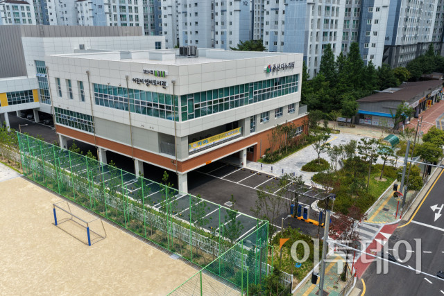 ▲오는 16일 공식 개관·운영에 들어가는 증산다누리터 전경. 사진제공 양산시