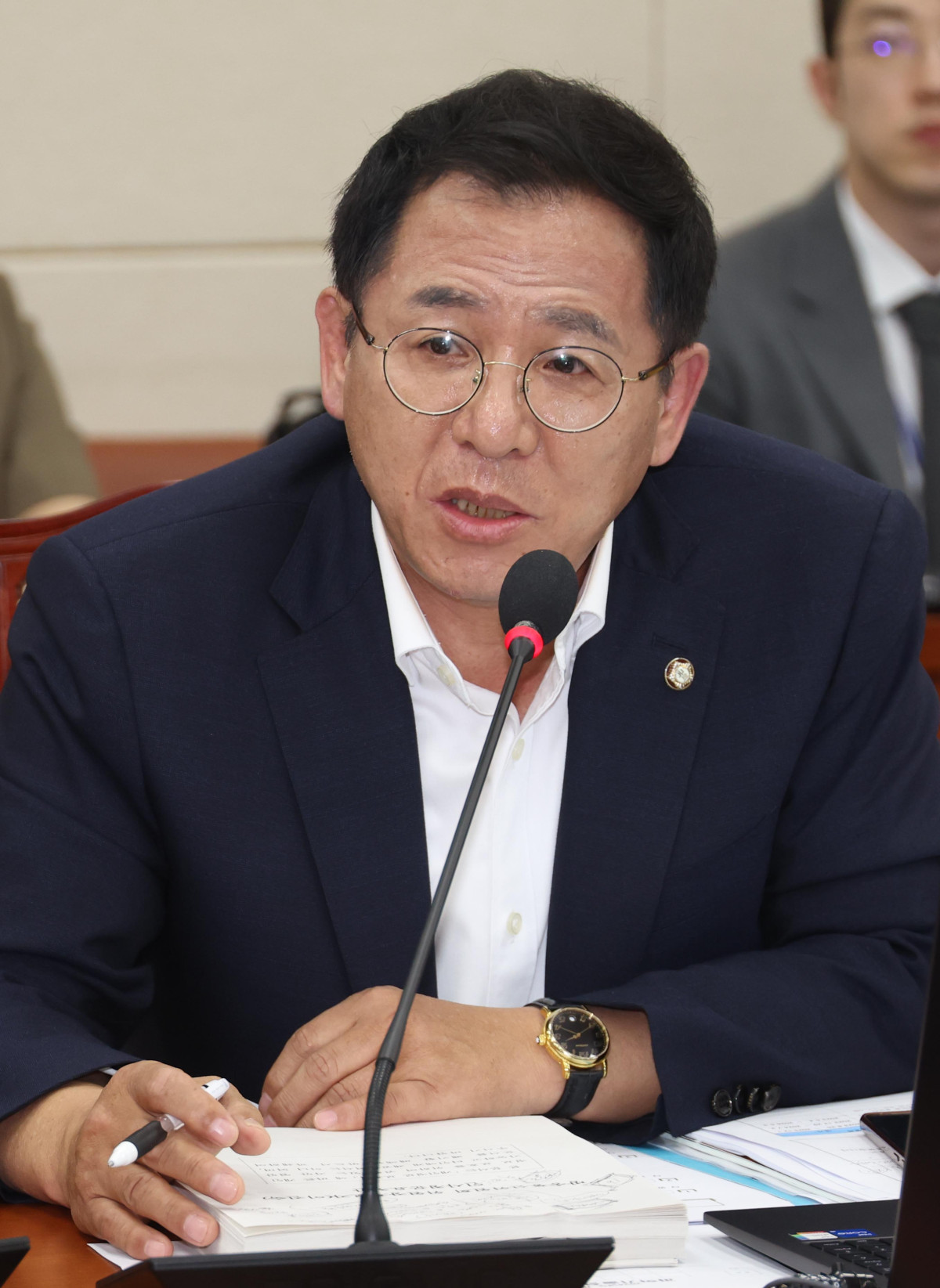 ▲이상휘 국민의힘 의원이 16일 오후 서울 여의도 국회에서 열린 과학기술정보방송통신위원회 전체회의에서 발언을 하고 있다. 2024.07.16. (뉴시스)