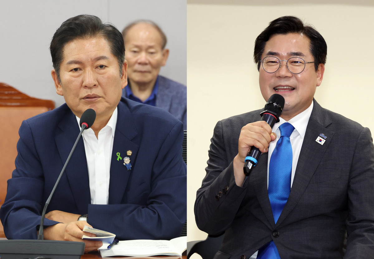 ▲더불어민주당 당 대표 출마를 선언한 정청래(왼쪽) 의원과 박찬대 전 원내대표가 9일 서울 여의도 국회 의원회관에서 열린 '당원 주권 정당개혁 토론회'와 '진짜 대한민국 ON AIR 유튜브 토크콘서트'에서 발언하고 있다. 2025.07.09.  (뉴시스)