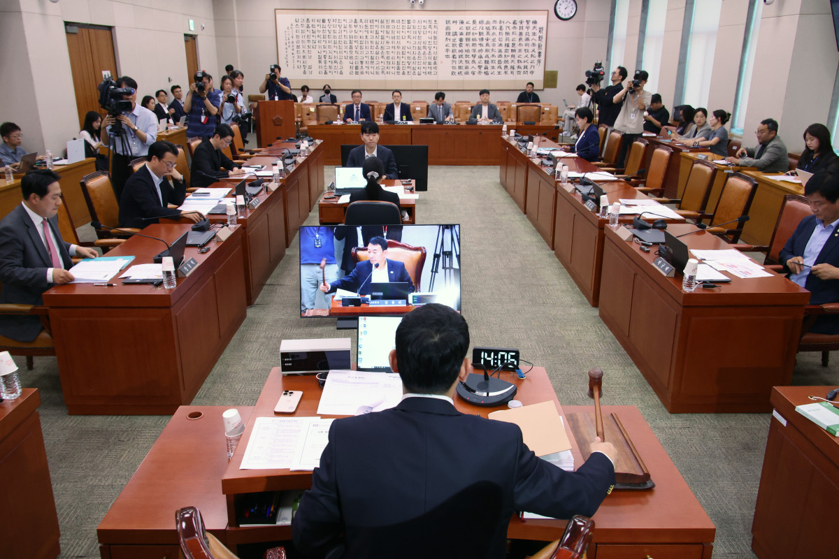 ▲11일 오후 서울 여의도 국회에서 법제사법위원회 법안심사제1소위원회 상업개정안 관련 공청회에가 열리고 있다. 2025.07.11. (뉴시스)