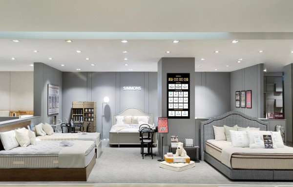 ▲‘시몬스 롯데백화점 중동점’ 내부 모습. (사진제공=시몬스침대 )