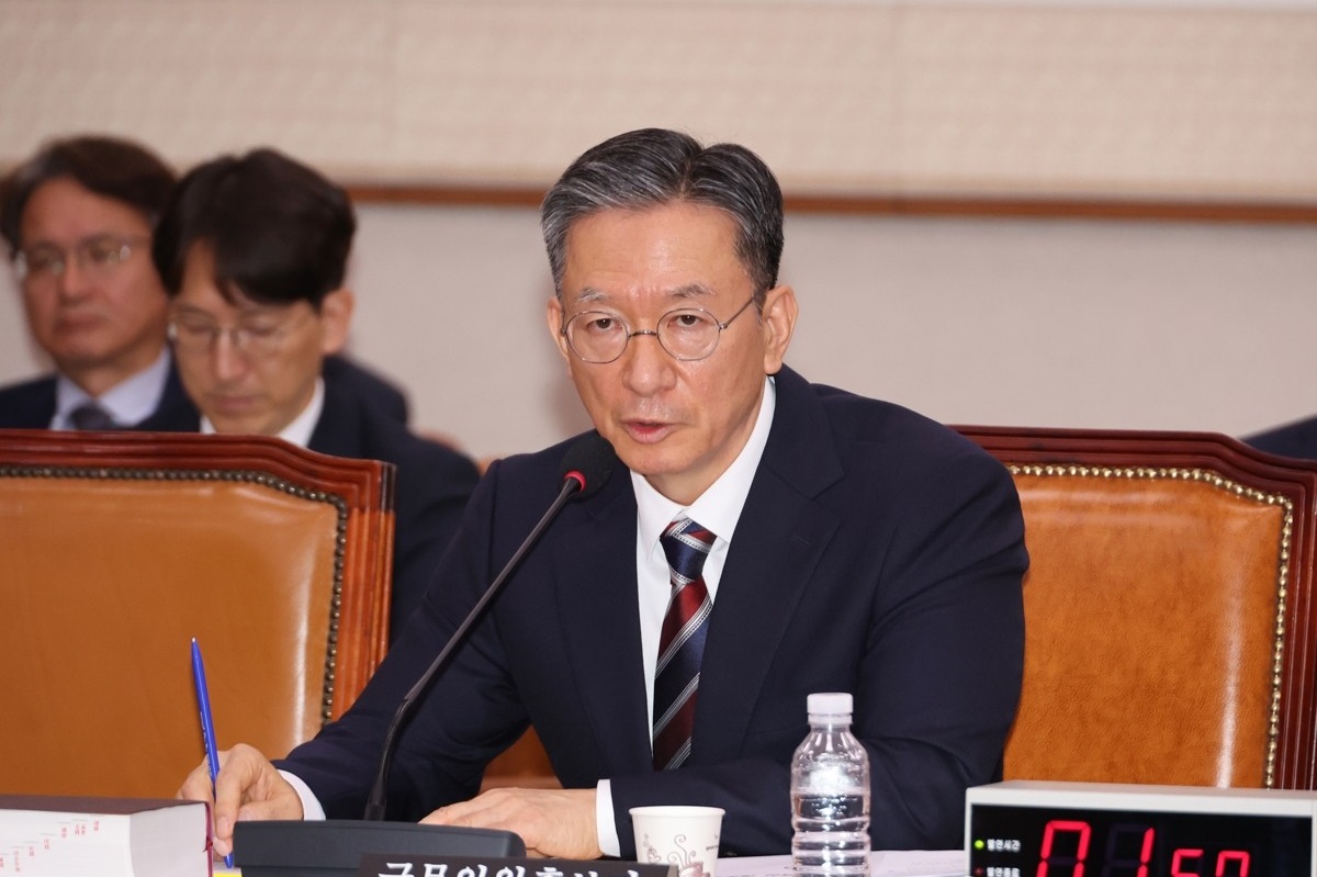 ▲ 정성호 법무부 장관 후보자가 16일 서울 여의도 국회 법제사법위원회에서 열린 인사청문회에서 의원 질의에 답변하고 있다. (연합뉴스)