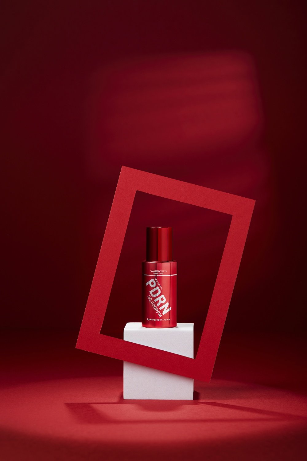 ▲피디알엔(PDRN)하이드 레이팅 리페어 앰플 제품 사진. (사진제공=스와니코)