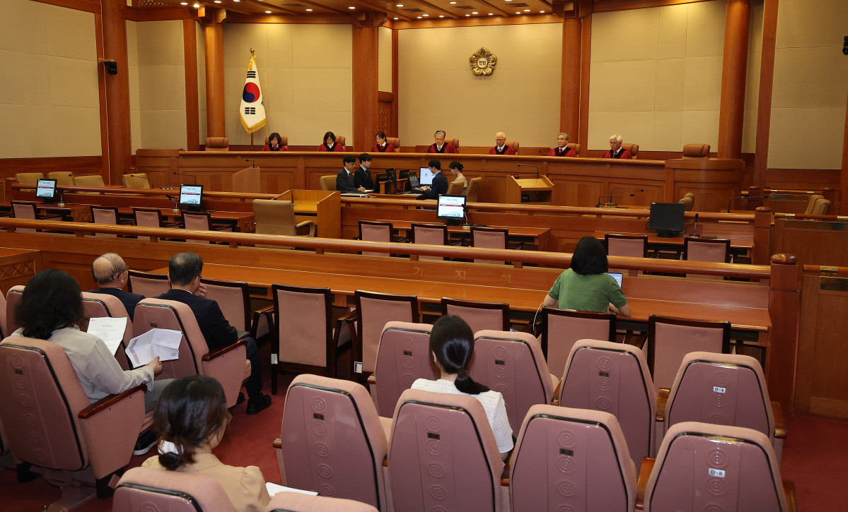 ▲17일 서울 종로구 헌법재판소 대심판정에서 손준성 대구고검 차장검사(검사장) 탄핵 심판 선고가 열리고 있다. 2025.7.17 (연합뉴스)