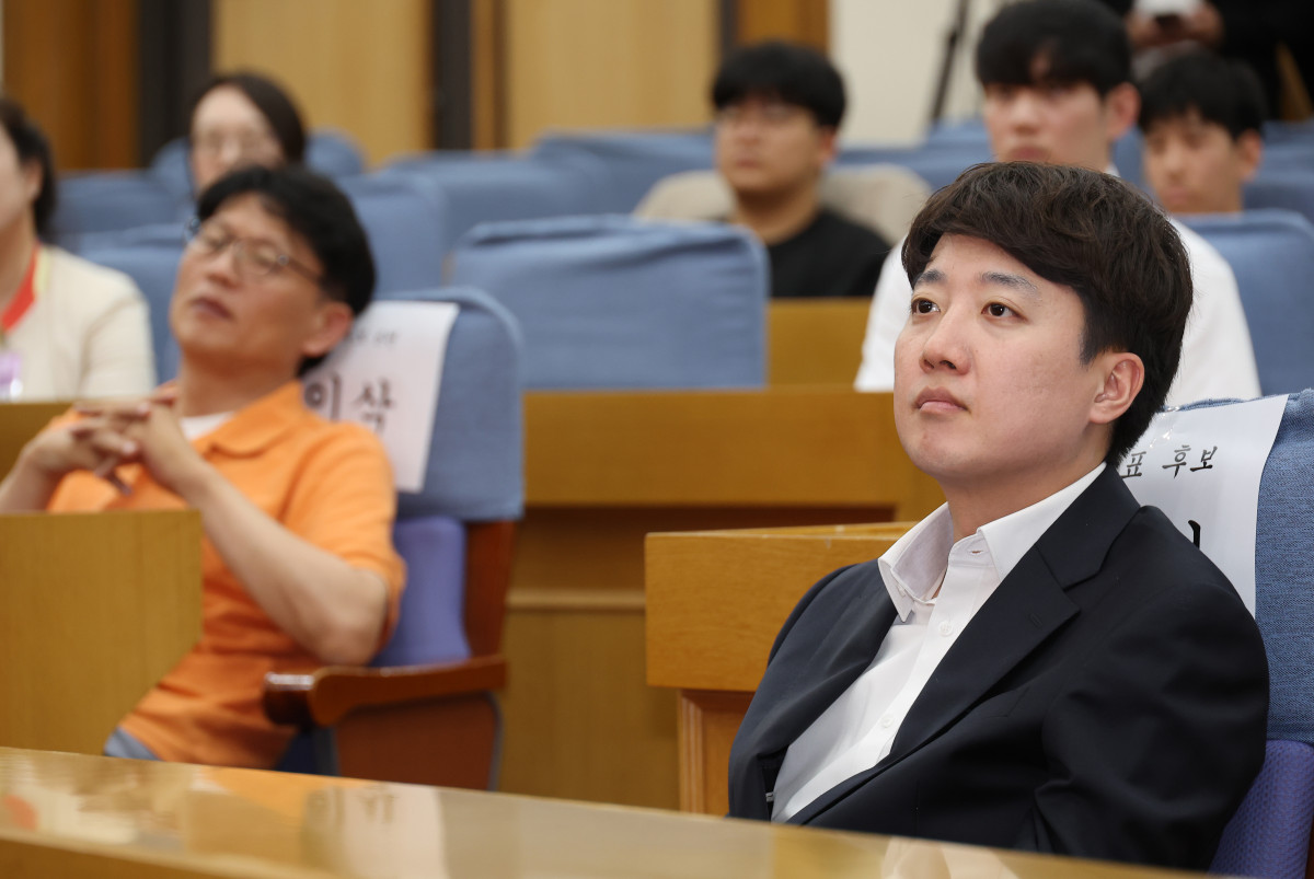 ▲13일 서울 여의도 국회 의원회관에서 열린 개혁신당 최고위원 후보자 1차 토론회에 이준석 의원이 참석해 있다. 2025.7.13 (연합뉴스)