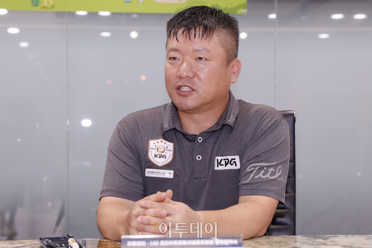 ▲엄재용 코리아프로페셔널골프협회 이사장이 18일 서울 강남구 이투데이빌딩에서 열린 이투데이-코리아프로페셔널골프협회 업무협약식에서 발언을 하고 있다. 조현호 기자 hyunho@