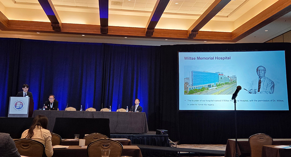 ▲발표하는 이상협 연구소장 (윌스기념병원)