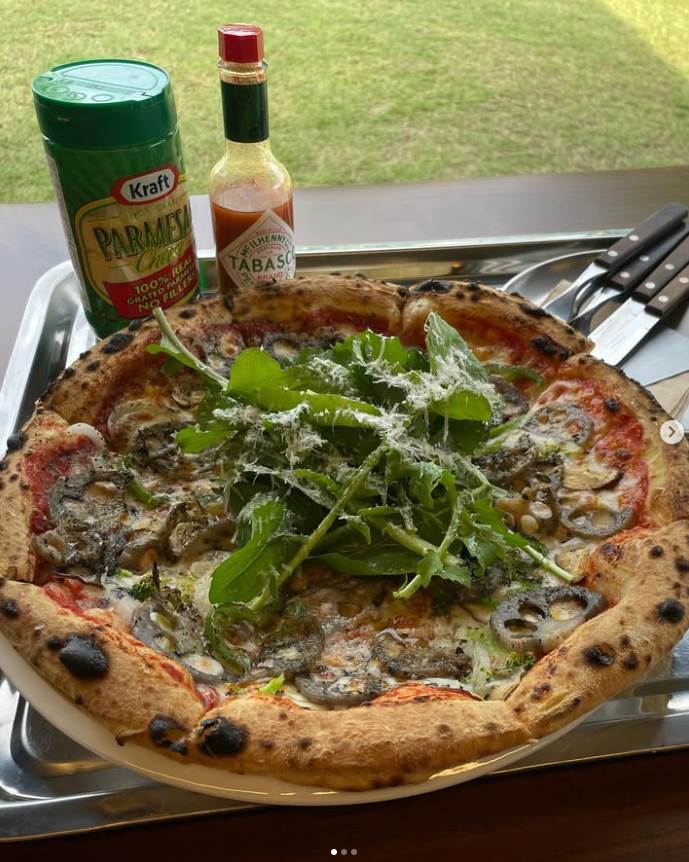 (출처='꽃뫼카페휴게소' 인스타그램 캡처)