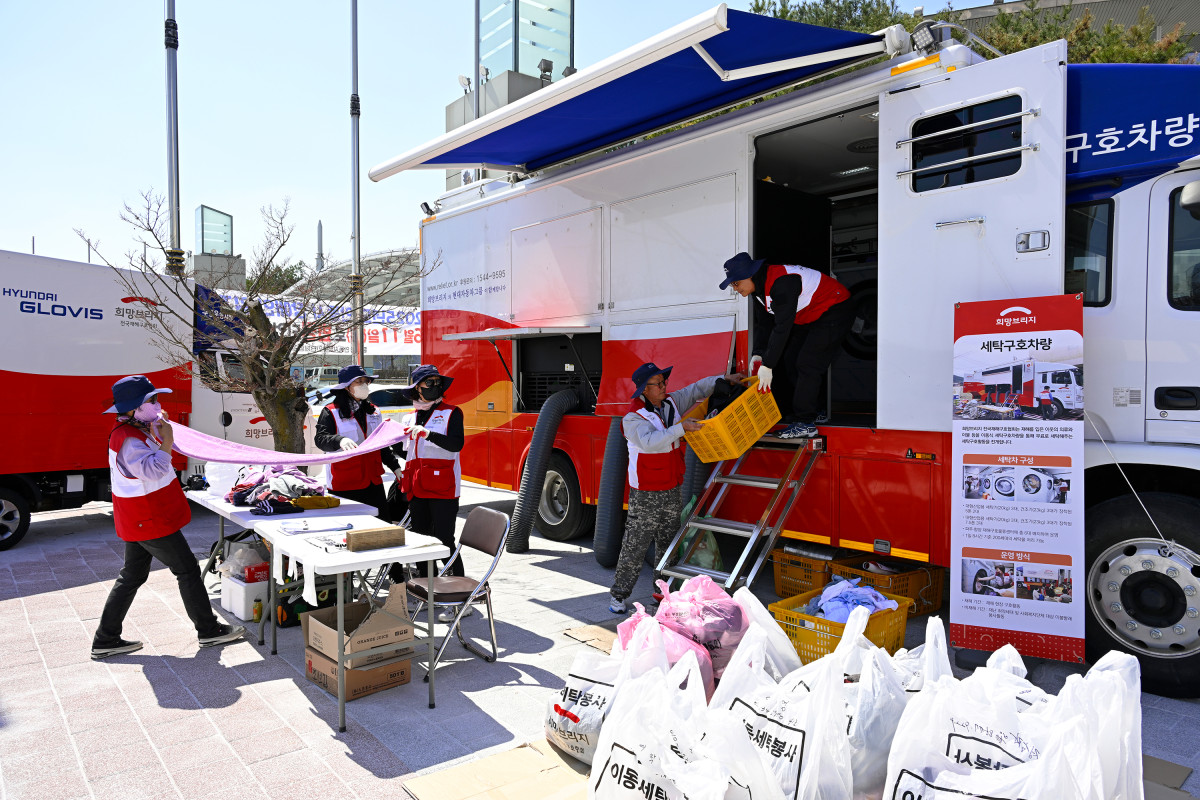 ▲현대자동차의 세탁구호차량. (사진=현대차)