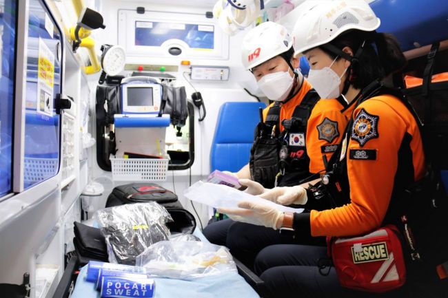 ▲제주소방본부는 최근 폭염 지속으로 온열질환자가 잇따라 발생해 구급 대응체계를 강화했다. (사진제공 제주소방)
