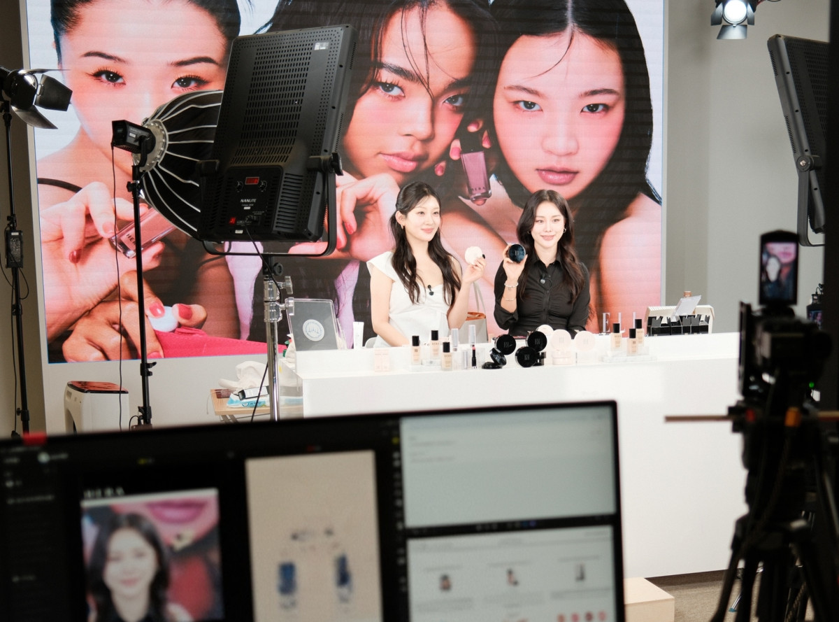 ▲아모레퍼시픽 라이브커머스 현장. (사진제공=아모레퍼시픽)