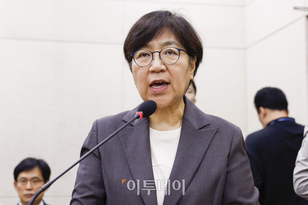 ▲정은경 보건복지부 장관 후보자가 18일 서울 여의도 국회 보건복지위원회에서 열린 인사청문회에서 모두발언을 하고 있다. 조현호 기자 hyunho@ (이투데이DB)