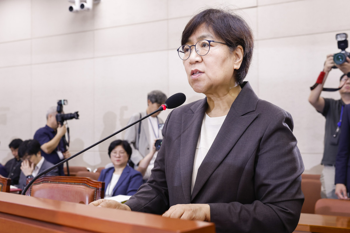 ▲정은경 보건복지부 장관이 지난 18일 국회 보건복지위원회 인사청문회에 참석해 발언하고 있는 모습.(이투데이 조현호 기자 hyunho@)